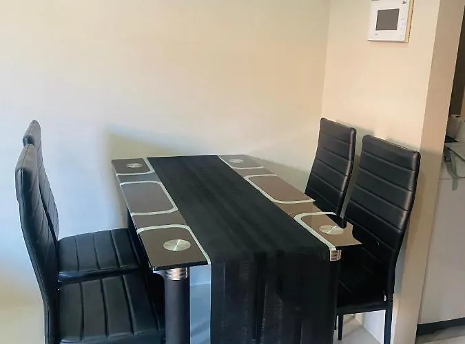 Type Near Naia Airport Apartamento *